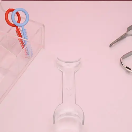 دهان باز کن فتوگرافی American Orthodontics - 2